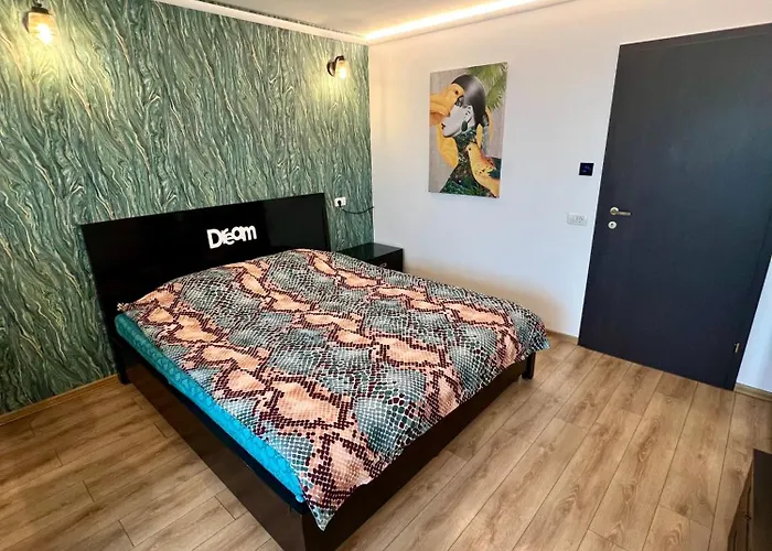 Modern Gara Wi Fi Self Check In - 2 Venturo Apartment